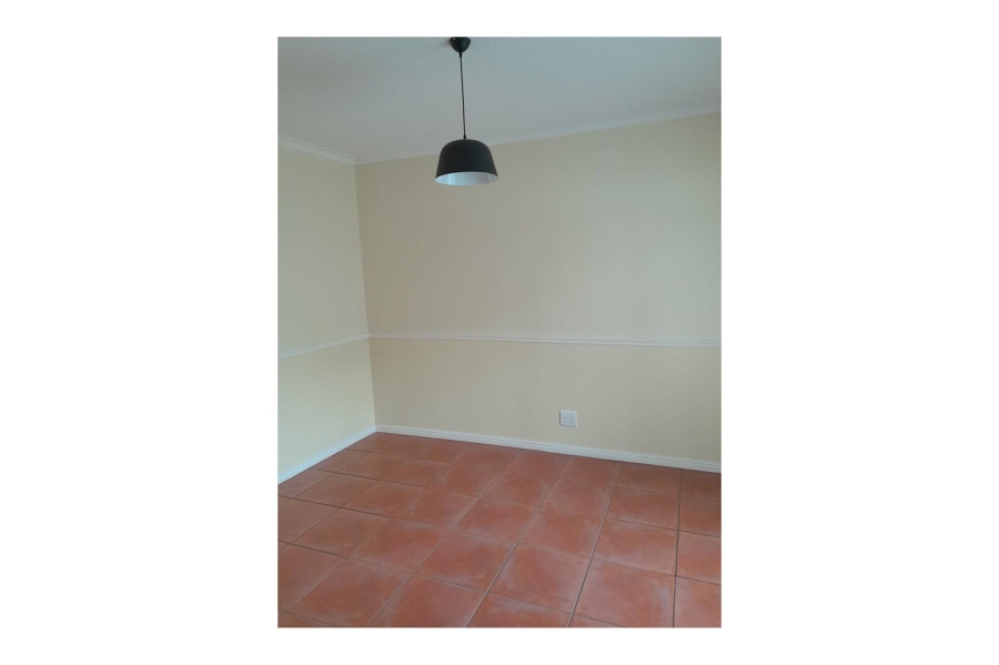 To Let 2 Bedroom Property for Rent in Parklands Western Cape